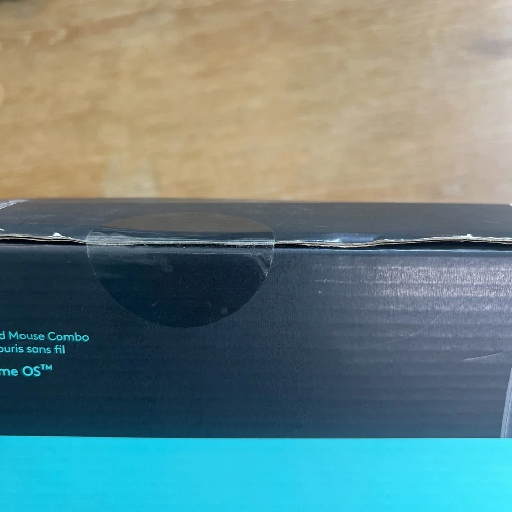 NEW Logitech MK320 Wireless Membrane Keyboard and Mouse Bundle Black